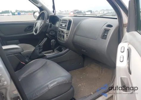 2005 Ford Escape Xlt из США, поврежденный, VIN 1FMYU93155DA11698